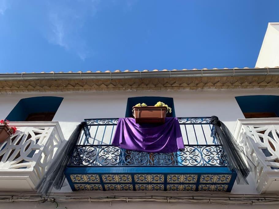 Ca Corrales: Como En La Playa, Pero En El Pueblo カルプ エクステリア 写真
